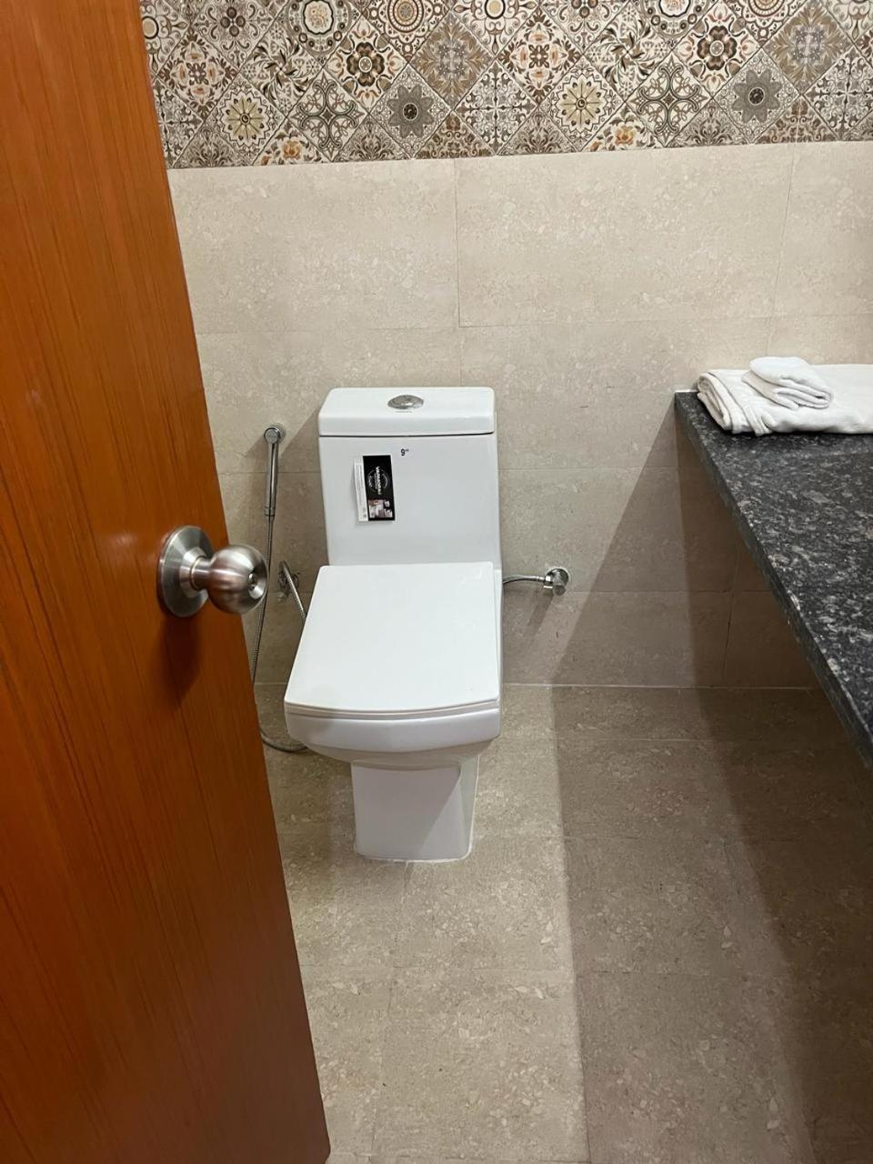 Risal Home Stays Greater Noida Buitenkant foto